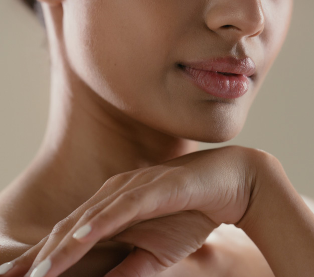 woman-with-smooth-and-hydrated-skin